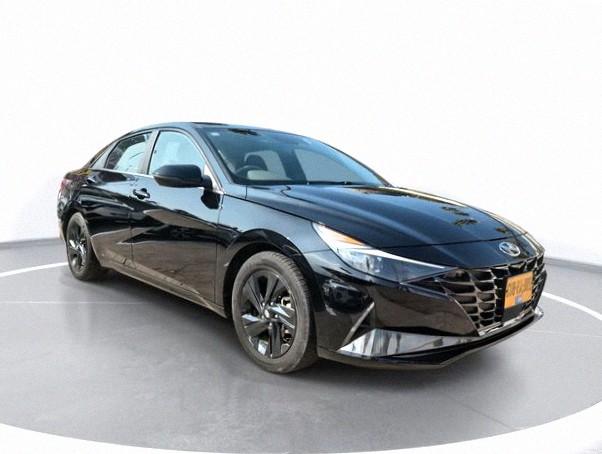Hyundai Elantra 2023