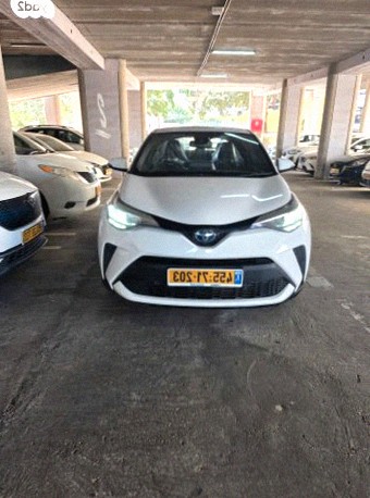 Toyota C-HR 2023