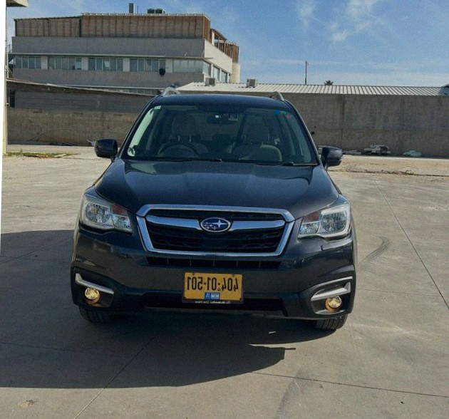 Subaru Forester 2.0X автомат 2018