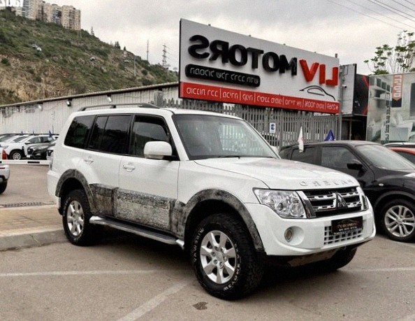 Mitsubishi Pajero 2014