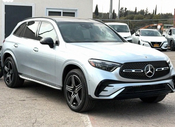 Mercedes-Benz GLC 300 2025