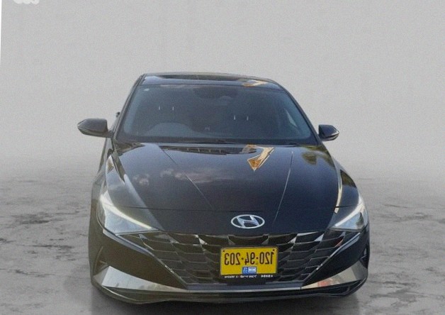 Hyundai Elantra Premium Hybrid 1.6 (2022)