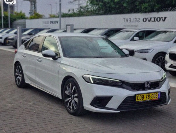 Honda Civic Elegance هجين أوتوماتيك 2.0