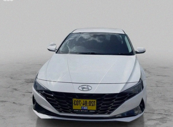 Hyundai Elantra 2022