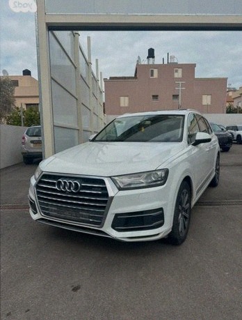 Audi Q7 Luxury Automatic Diesel 3.0 (272 hp)