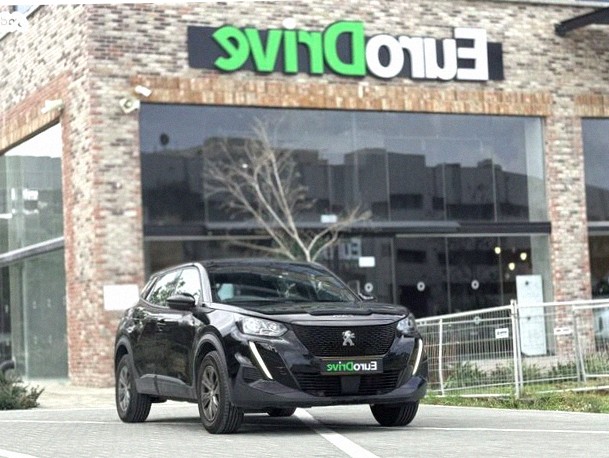 Peugeot 2008 Active автомат бензин 1.2