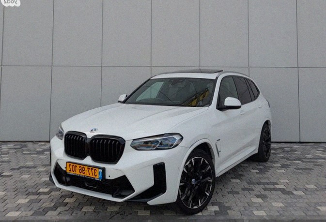 ב מ וו X3 2020 M-Sport 30e פלאג-אין אוט׳ 2.0