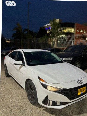 Hyundai Elantra 2023