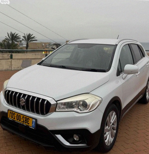 Suzuki Crossover 2018