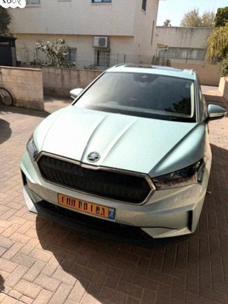 סקודה אניאק iV Lounge חשמלי אוט׳ (204 כ״ס)