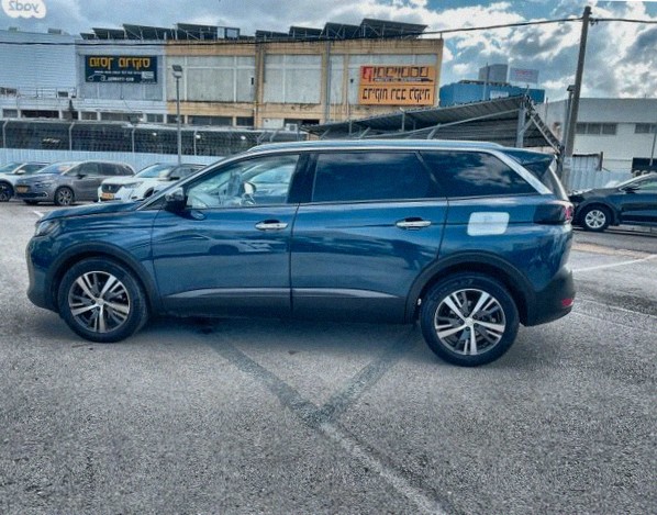 Peugeot 5008 Active Pack Automatic Gasoline 1.2 (130 hp) 2023