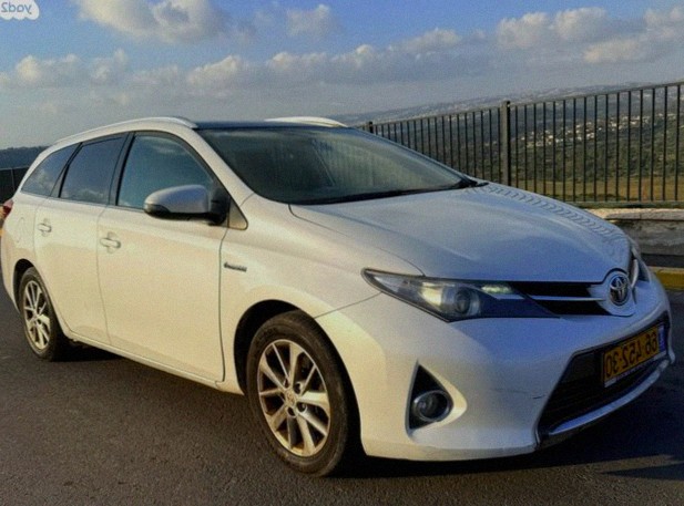Toyota Auris 2014