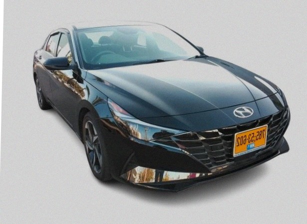 Hyundai Elantra 2022