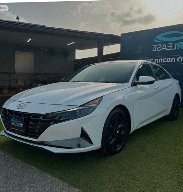 Hyundai Elantra 2023