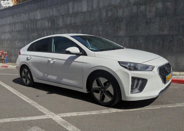 Hyundai Ioniq Premium FL Hybrid Auto 1.6 (141 hp)