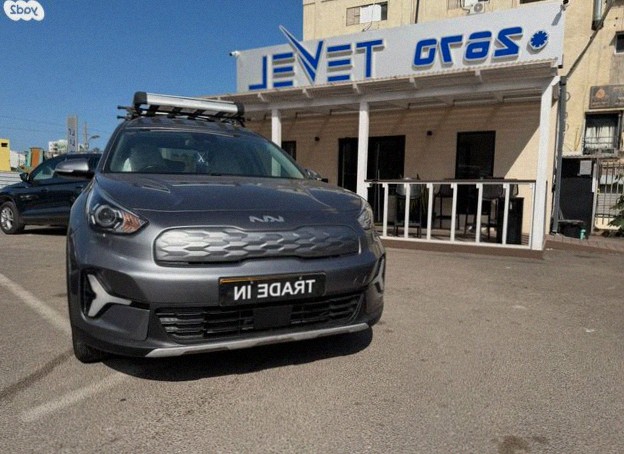 Kia Niro Plus LX Plug-in Auto 1.6 (141 hp) 2023