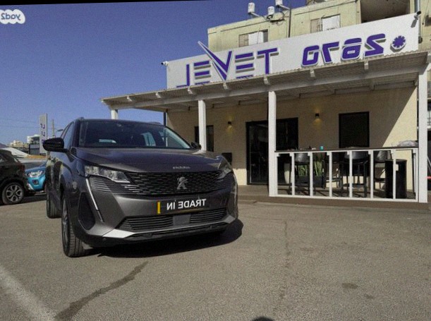 Peugeot 5008 Active Pack автомат бензин 1.2 (130 л.с.) 2023