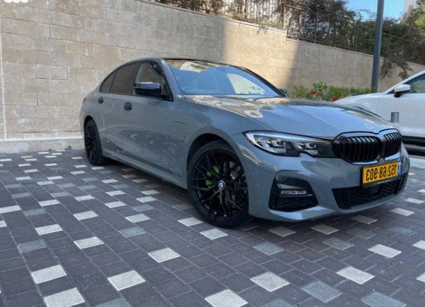 ב מ וו סדרה 3 M-Design פלאג-אין אוט׳ 2.0 (163 כ״ס)