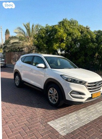 יונדאי טוסון 4X2 Premium אוט׳ 2.0 (155 כ״ס)