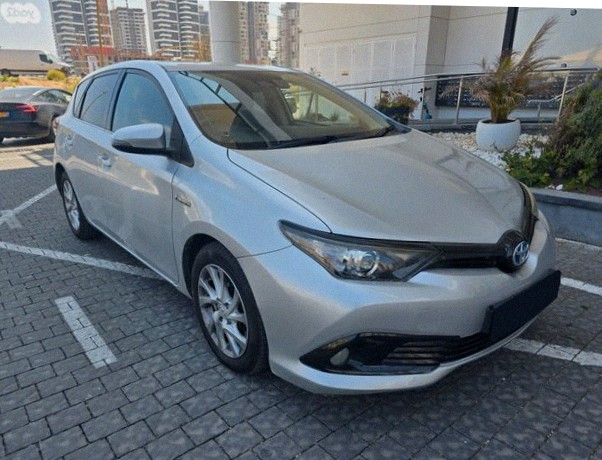 Toyota Auris 2019